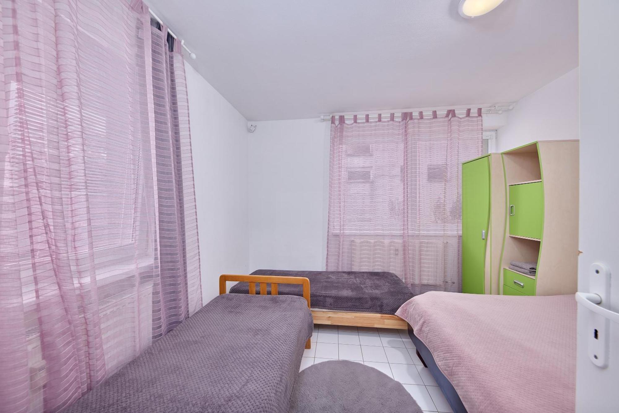 Relax Apartment Bratislava Buitenkant foto